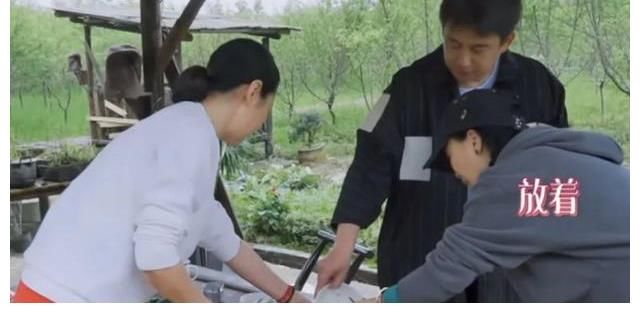 那英|《向往5》那英与梁静的到来，何炅和黄磊的开心是装不出来的！