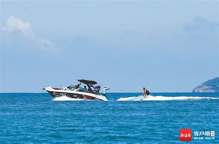 自贸港|海南首批免税造浪艇交付使用