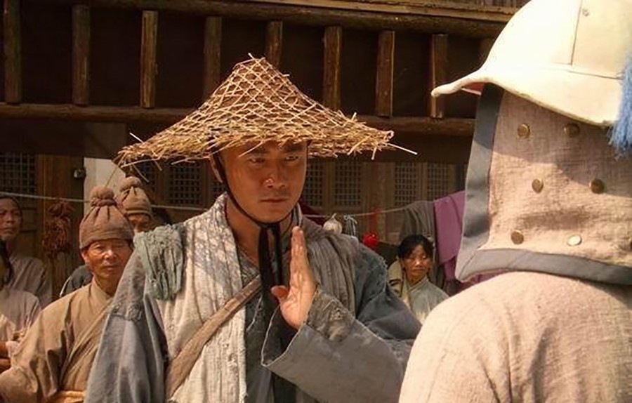 拜佛|朱元璋去少林寺拜佛,问方丈:朕要跪吗?方丈妙答8字,避过死劫