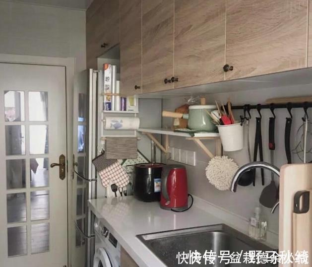 接缝|装修时,最机智的决定就是没听“专业人士”的建议,才拯救小厨房