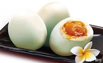 美味|咸鸭蛋吃了对身体有什么好处?