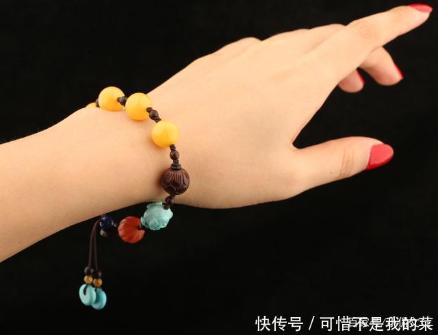 充满|绿松石要是这样玩,不仅不用花高价,还充满个性和趣味!