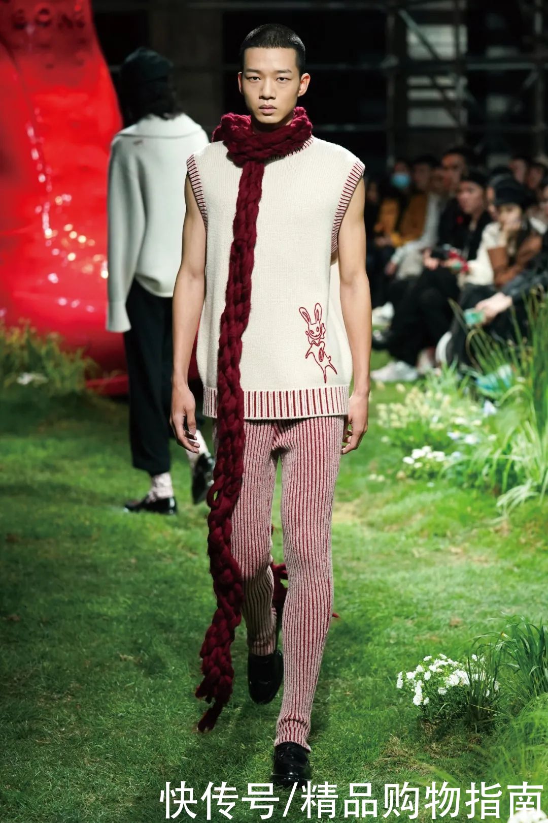 顶流们的阳谋，联手把国潮穿出圈