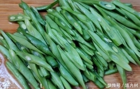 孩子|一菜有点贵,但也别舍不得吃,补钙比牛奶还强,孩子多吃猛长个子