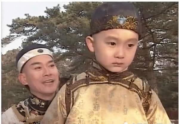 弘历|第一次见到12岁的乾隆,康熙为何惊得放下酒杯?真相原来是这样
