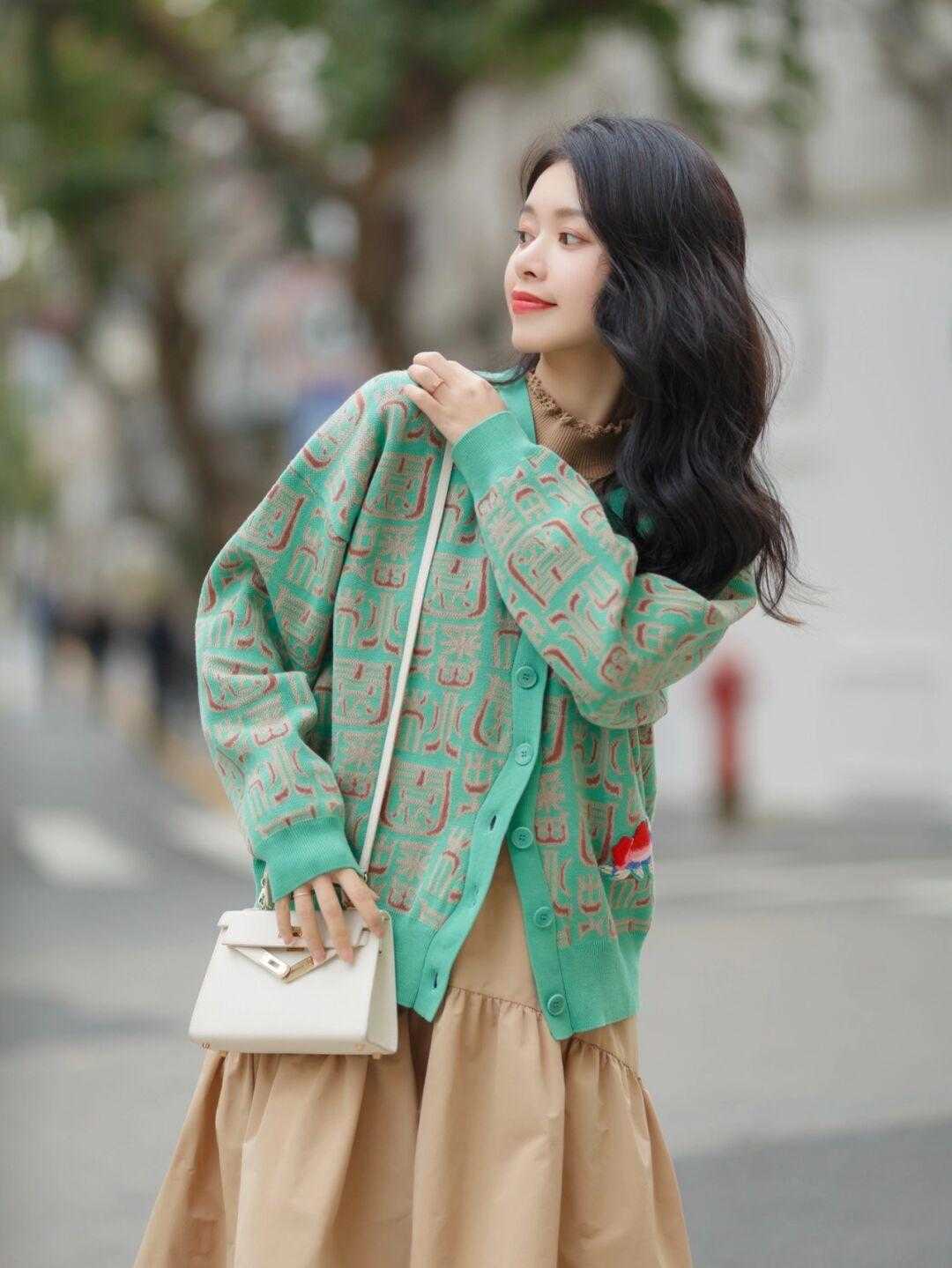 小仙女们 日常穿搭没头绪?快来看看这些简约大方的气质穿搭,谁穿谁美