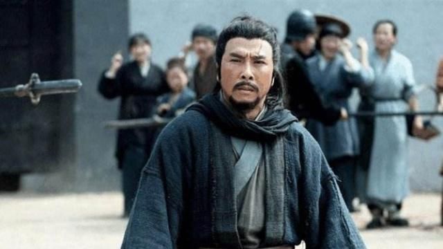 意外|如果曹仁曹洪对战高顺高览，哪一方能胜出？答案有点意外！