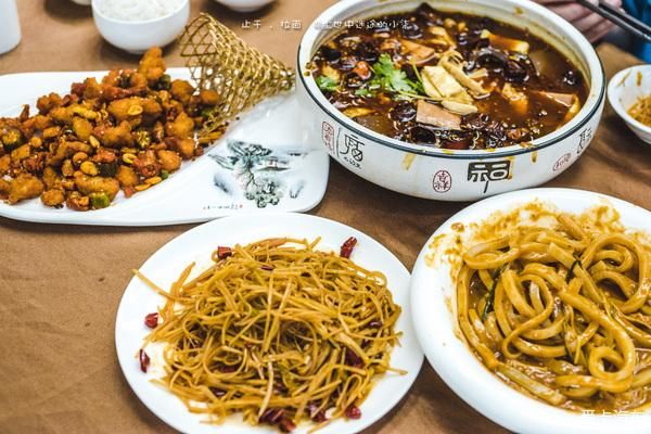 排到|兰州排队排到脚软的小吃店（史上最全兰州美食帖）