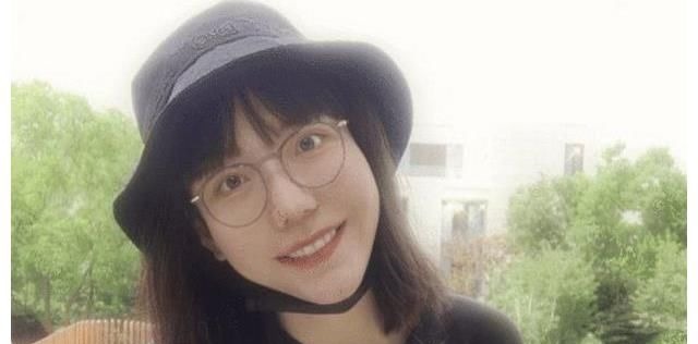 从天价代言到县城商演，《中国好声音》官宣，吴莫愁新身份回归