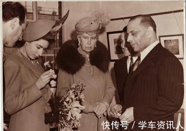 珠宝!粉红美钻送公主,成全女王少女心,莉莉贝特的这枚花型胸针不简单!