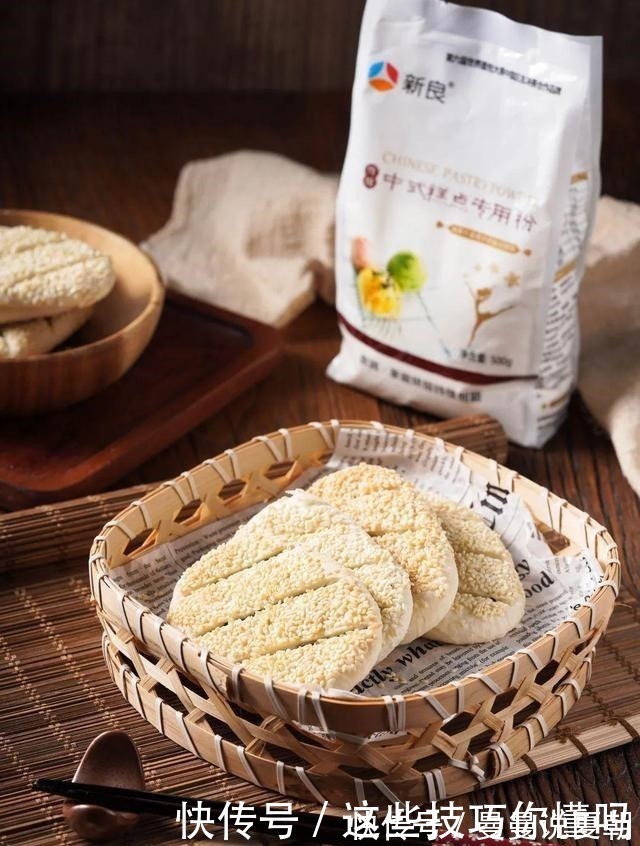 咬一口,整个人都酥了,特色小吃椒盐酥,一口就让你想起家乡味道