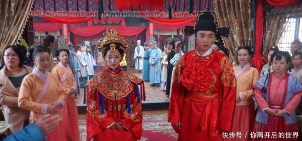 麻脸|清朝一大脚麻脸女子,生个儿子,却改变中国百年历史!