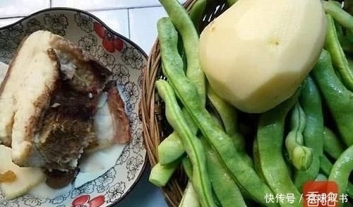 豆角新吃法，不用炒不用炸，美味可口比肉还香