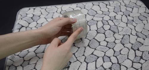 无论地垫多脏多旧,立马学会这窍门,污渍灰尘自动脱落,太实用了