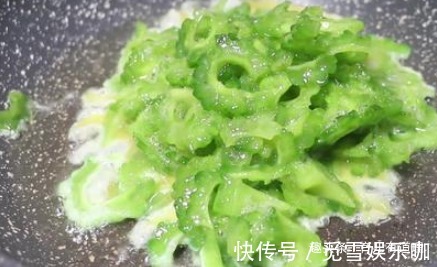 营养|特别适合夏天多吃的营养菜，口感脆爽，不苦又下饭，多吃缓解瘙痒