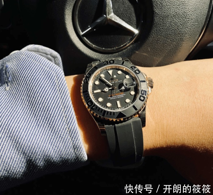 表盘|手里有一万块,我是选绿水鬼还是熊猫迪好