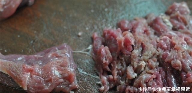 切法|炒牛肉，先用“它”泡一泡，随你怎么炒都不老，很多人还不知道！