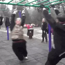 搞笑GIF:骚年,这是你想要的小姐姐吗? GIF动图 第18张-福利吧