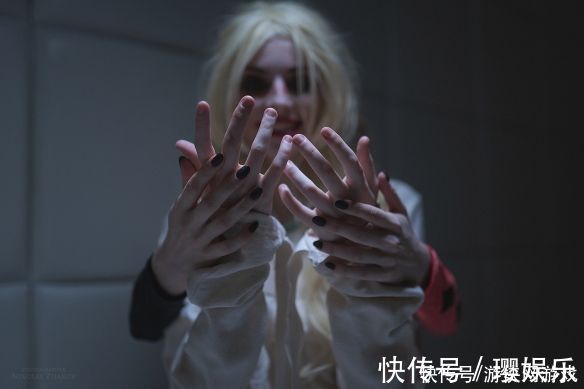 h腿控福利!俄妹COS小丑女:精分哈莉·奎茵的种种蜕变