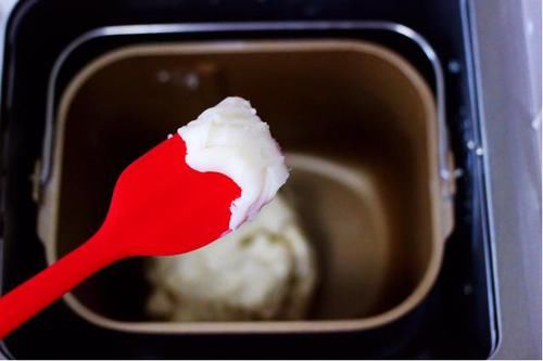 花生油|早起10分钟，做2笼小花卷，咸香柔软，搞定全家早餐主食