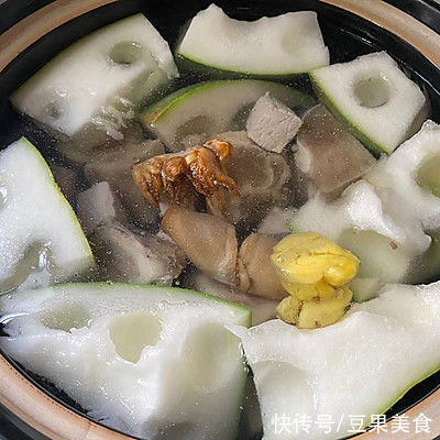 手残党必学菜谱之墨鱼牛骨筒冬瓜汤