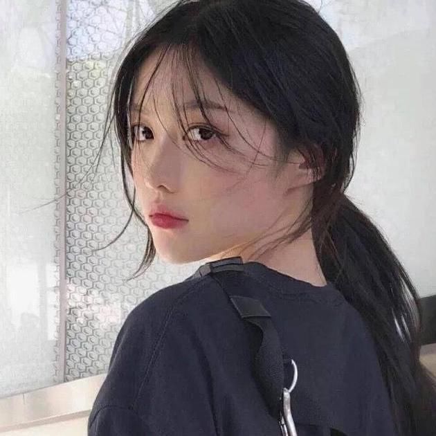 “高马尾”已经过时了今年正流行这“3种”发型,小仙女快安排