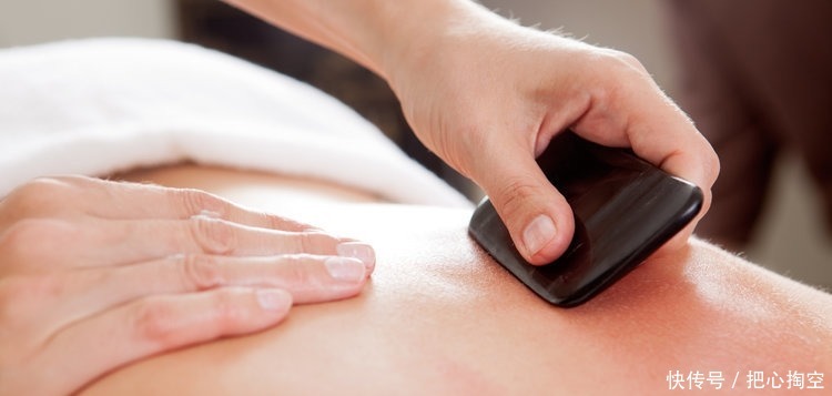 刮痧刮出“一片红”，是身体在排毒吗针灸科主任给出解释！