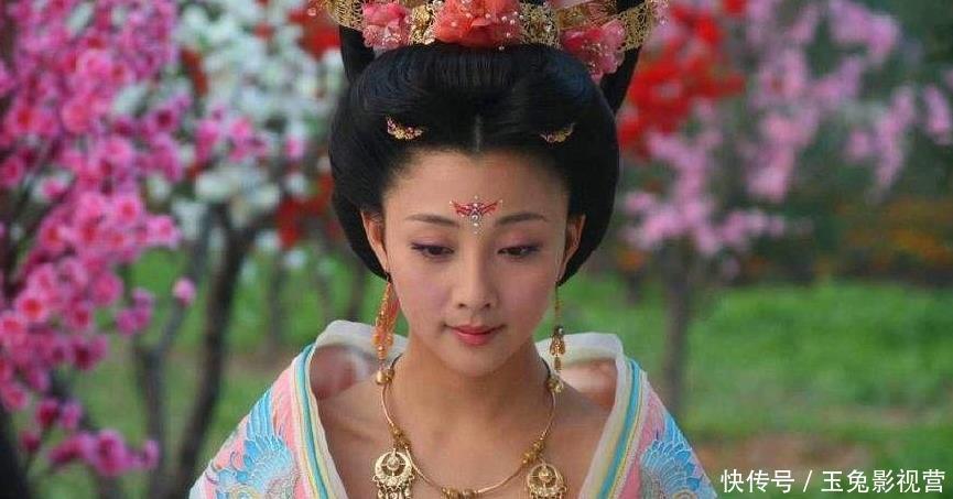 杨贵妃|杨贵妃睡觉时有个坏毛病,一般人无法接受,唐玄宗却很依赖和喜欢