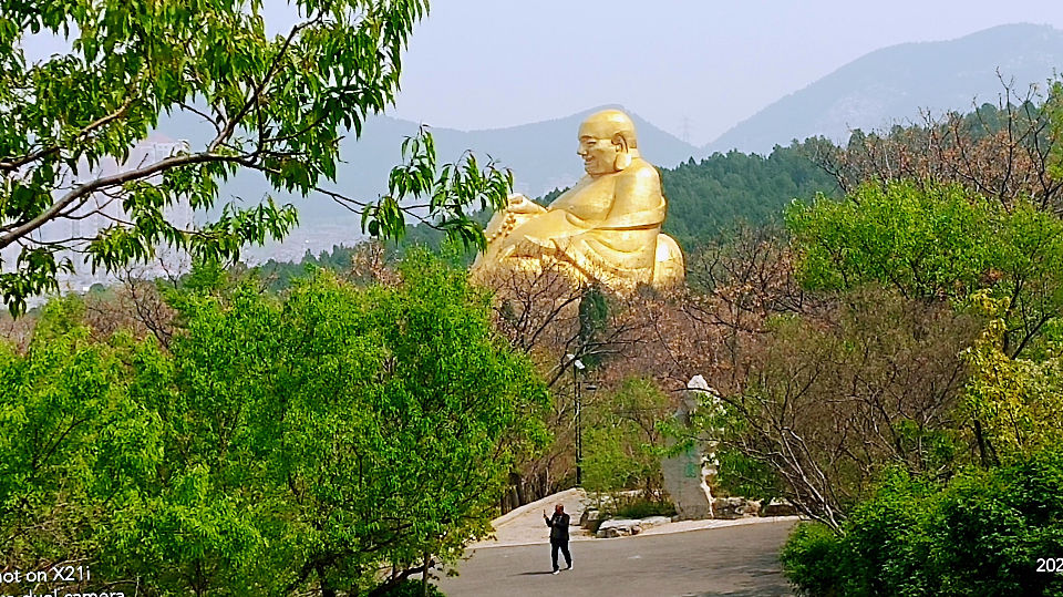 人间四月天芳菲尽，拥一怀山林和风，独享一份清幽宁静，奇好