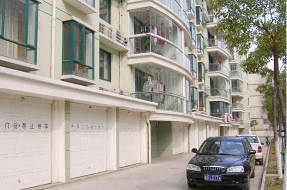 楼层|买房不管有多少楼层,万万可要避开这几层,我家住不到半年就后悔