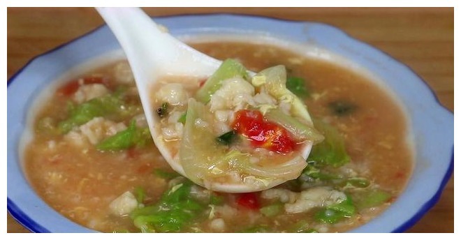 疙瘩汤好吃又营养，教你和面不用一滴水，劲道过瘾，天天吃不腻