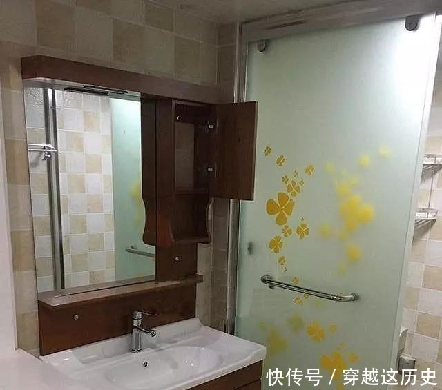 客餐厅|新房交给亲戚全包12万搞定，朋友看了都眼红，看来还是熟人靠谱！