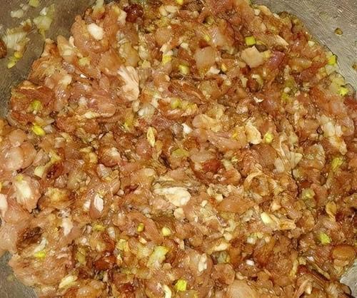 饺子|调白菜馅儿时，记住“2不放”要点，饺子鲜香细嫩，美味多汁