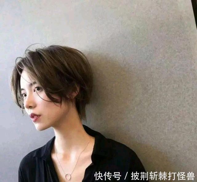 9款大脸颧骨高适合发型