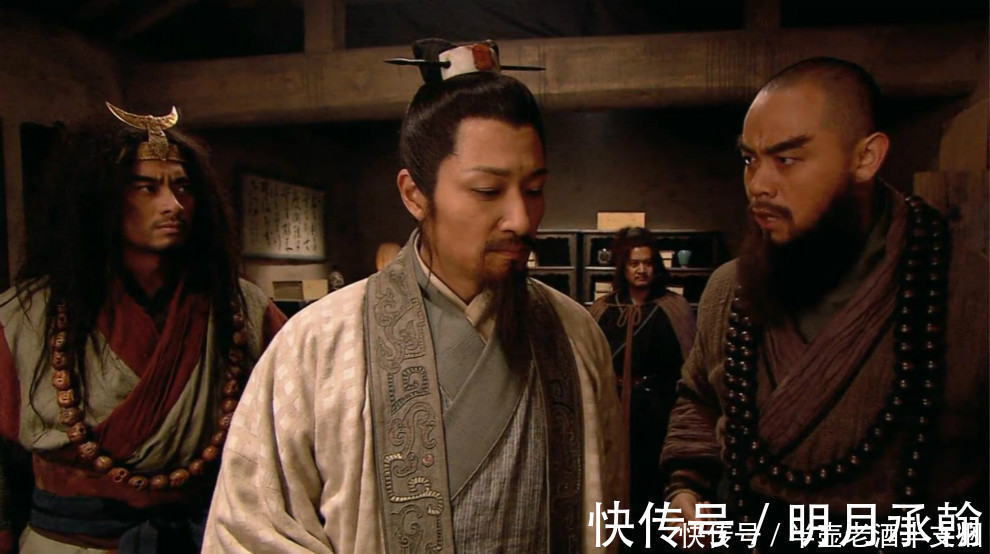 宋江@史文恭不是凶手,能暗放冷箭的五个人就藏在晁盖身边,其中四人跟晁盖有仇