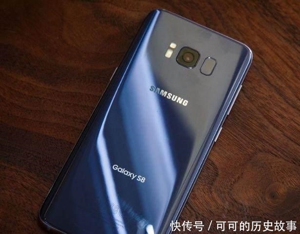 配置|性价比“最高”的4款手机, 仅外观就引来万人疯抢, 3款正在降价!