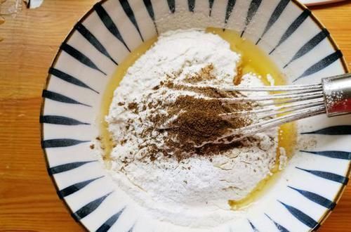 椒香酥脆的小点心,免打发,简单拌一拌,烤一烤方便又美味