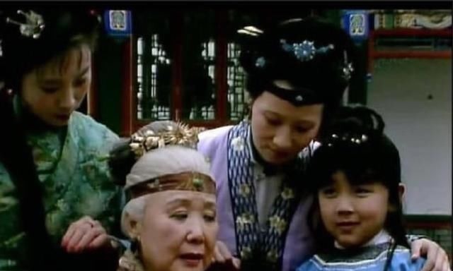 王熙凤!红楼梦最后的结局太悲凉,但这三个人的结局却是例外