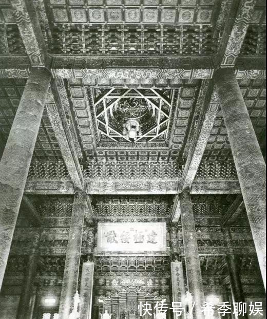 太和殿|老照片：慈禧逃亡后，日本人拍下紫禁城原始照片，跟电视剧差远了