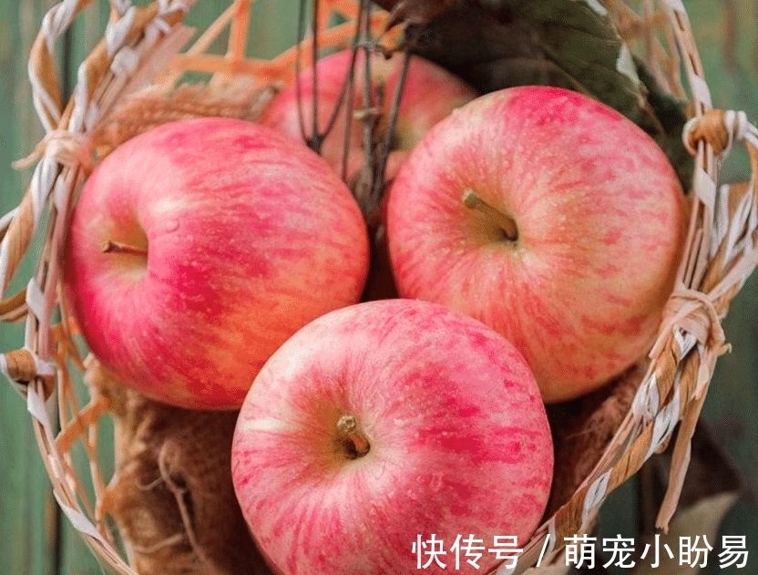 大年初一,牢记“3吃3摆2不做”,老传统别弄丢了,日子平安顺利