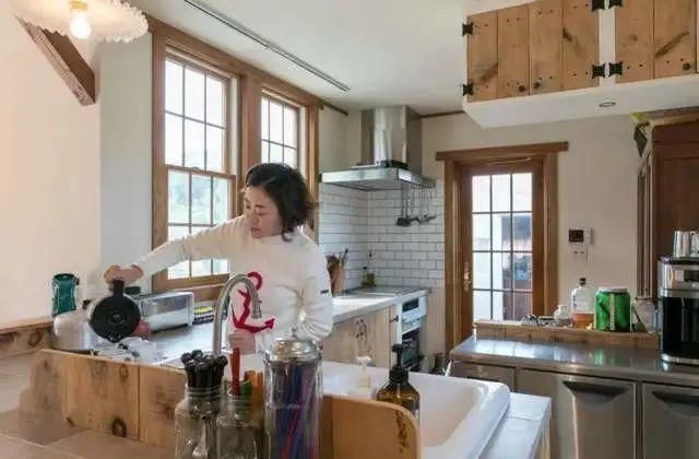 庭院|与毛小孩一同庭院嬉戏!日本复古乡村风平房翻新