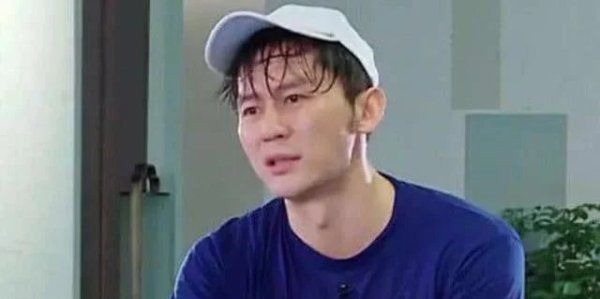 鄧超陳赫退出《跑男》是對(duì)的看到李晨的現(xiàn)狀,網(wǎng)友明智之舉