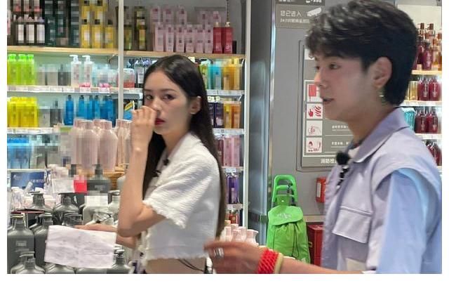 中餐廳5|《中餐廳5》路透，周也丁真逛超市顏值扛打，姚安娜蠻腰搶鏡