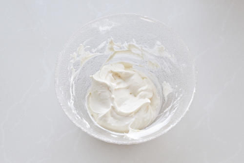  豆乳|火遍全网的豆乳奶盖蛋糕，细腻浓郁一口就沦陷，原来做法非常简单