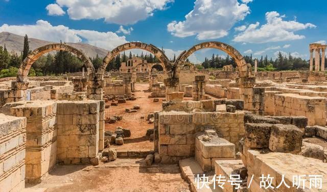 县衙|大明奇案:离奇出殡现大案,县令用智慧侦破此案,结果发人深省