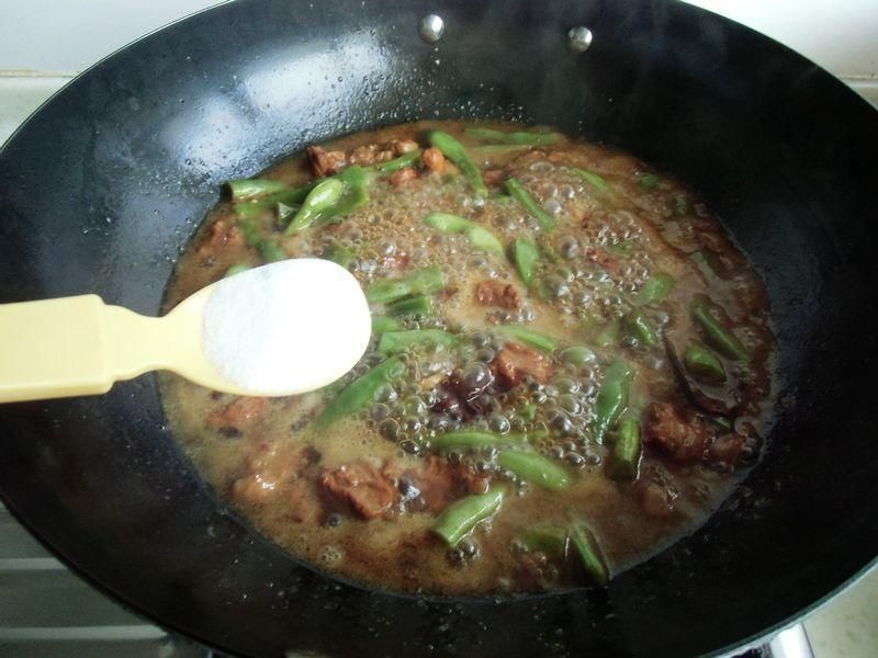 冬天别犹豫吃面,这碗红烧面太香了,有肉有菜吃一口就上瘾