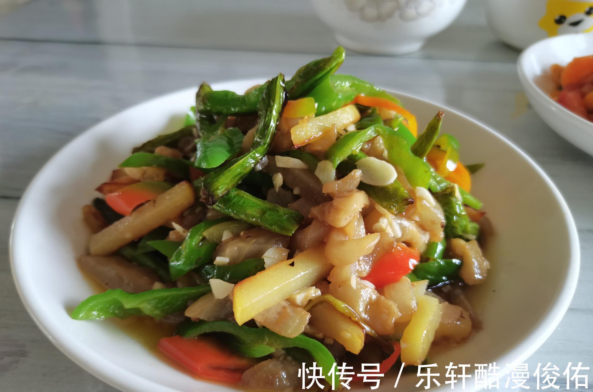 青辣椒|收入不同，生活标准也不一样，普通工薪阶层5天晚餐这样吃省钱