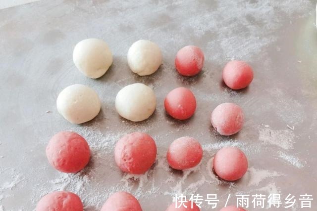 好吃好看健康的红糖红曲馒头，四十分钟就完成，懒人忙人日常必备！