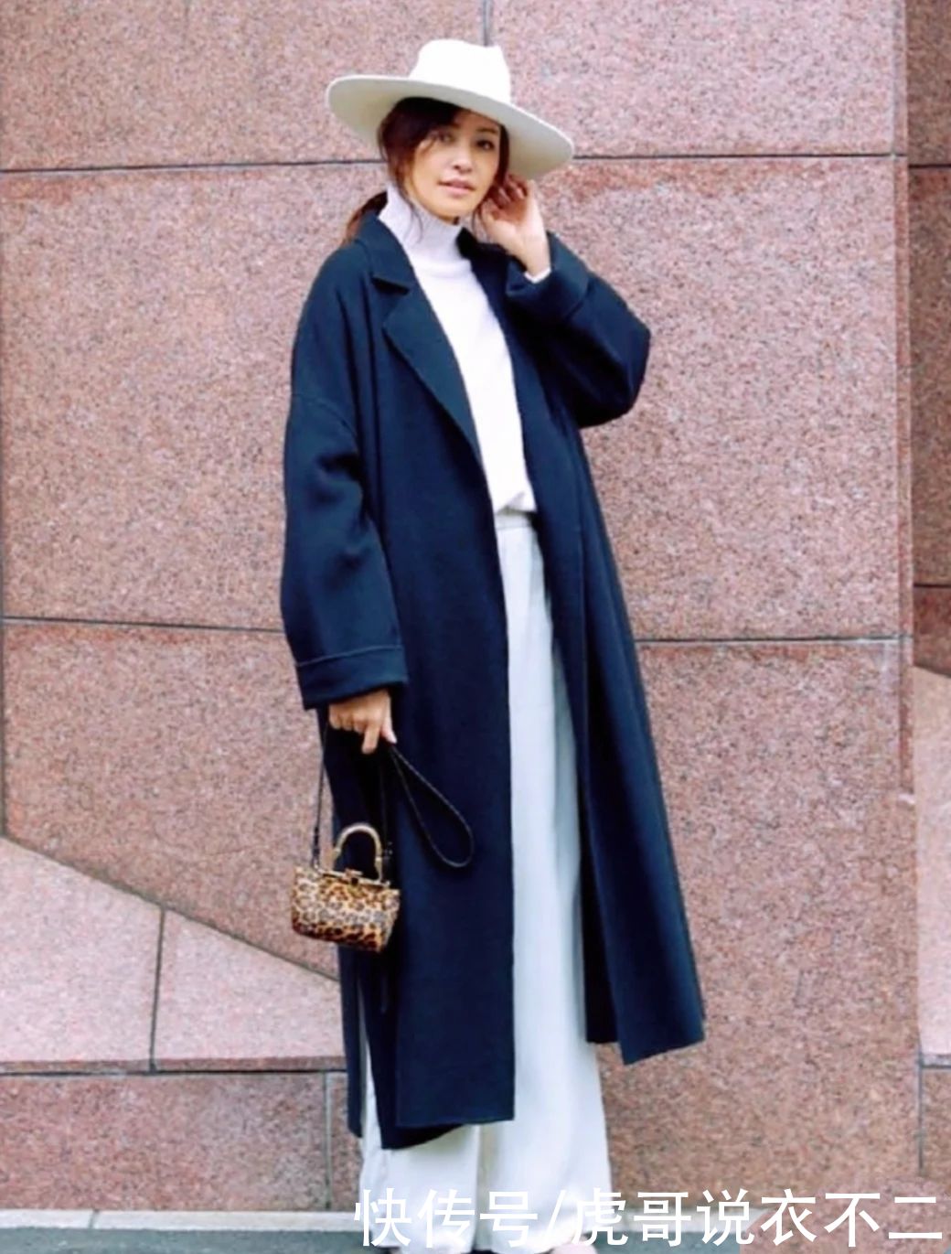 大衣穿搭关键在配色，日本博主都爱这4种配色方案，太优雅了