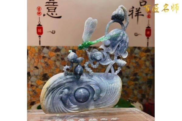 方寸之间,雕琢妙趣——郑进士的玉雕之路